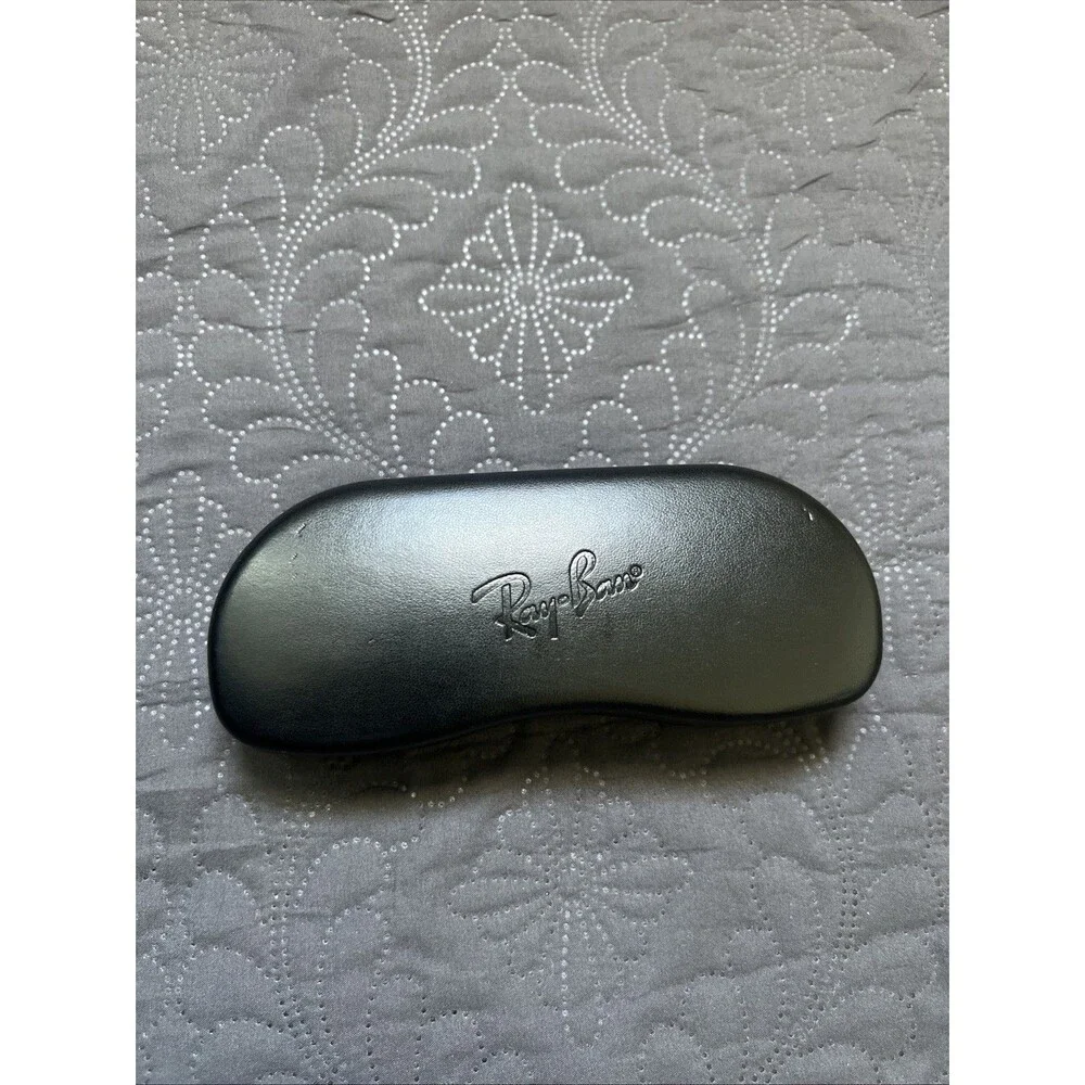 Ray Ban Genuine MEDIUM  Hard Clamshell Eyeglasses/Sunglasses Leather & Felt Case